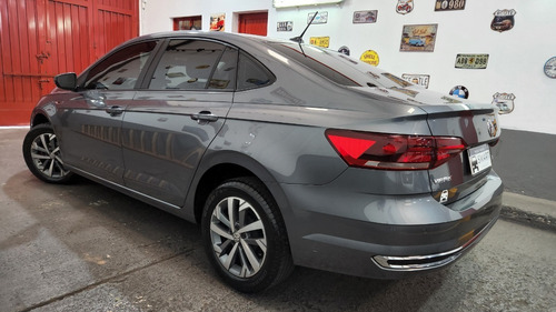 Imagen 3 de 23 de Volkswagen Virtus Highline 2020 1.6 Msi At Smart Garage
