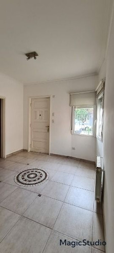 Venta Casa 4 Dormitorios Universitario Con Cochera