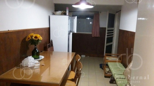 Punta Del Este, Chalet De 5 Dormitorios Y Piscina-- Ref: 54164
