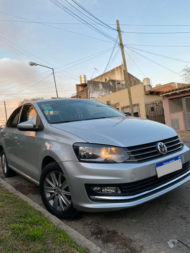 Imagen 3 de 10 de Volkswagen Polo 2016 1.6 Comfortline Tiptronic