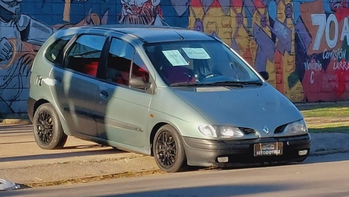 Imagen 13 de 15 de Renault Scénic 2002 1.6 Rxe Privilege