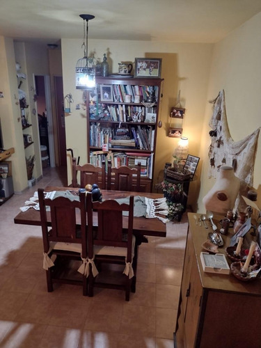 Imagen 3 de 16 de Departamento 3 Amb. Con Cochera. Oportunidad!!!