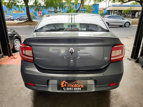 Imagem 10 de 11 de Renault Logan 1.6 Dynamique 8v 2015
