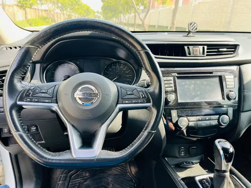 Nissan X-Trail 2.5 Exclusive 3 Row Cvt
