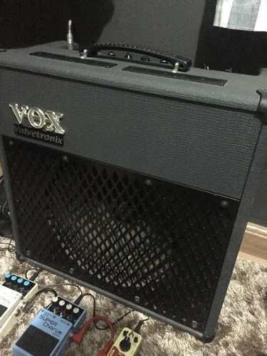 Imagen 2 de 2 de Amplificador VOX Valvetronix XL Series AD30VT XL Valvular para guitarra de 30W