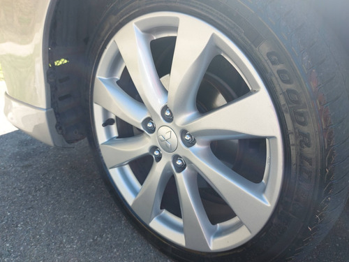 Mitsubishi Lancer 2.0 Cvt 4 P