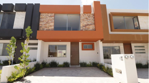 Casa En Venta En Morelia, Cañadas Tres Marías