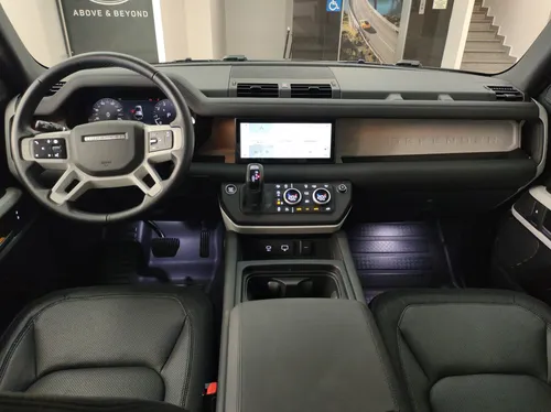 Land Rover Defender 110 Se P400 2024