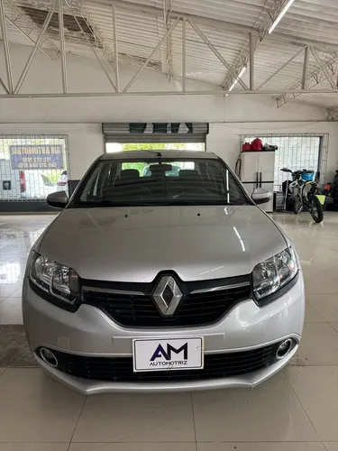 Renault Logan 1.6 Privilege / Intens