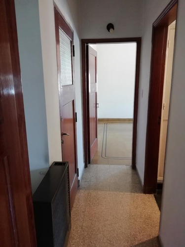 Barrio Juniors - Se Vende Casa De 2 Dorm - Patio Con Asador - Disponibilidad Inmediata