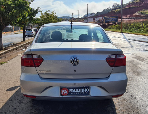 Volkswagen Voyage 1.0 Trend Tec Total Flex 4p