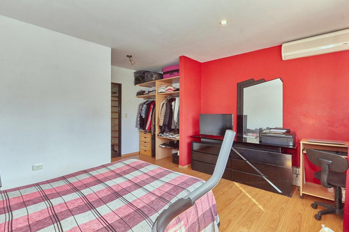 Imagen 17 de 30 de Venta. Dos Triplex. 4 Dormitorios. San Isidro