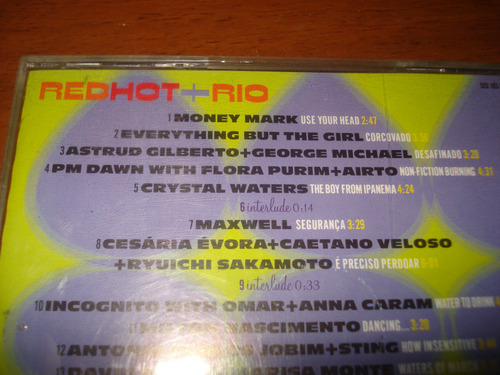 Cd Red Hot + Rio ( Maxwell, Gilberto Gil, Stereolab, +) Estándar (Usado)