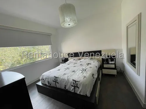 Apartamento En Lomas Del Sol