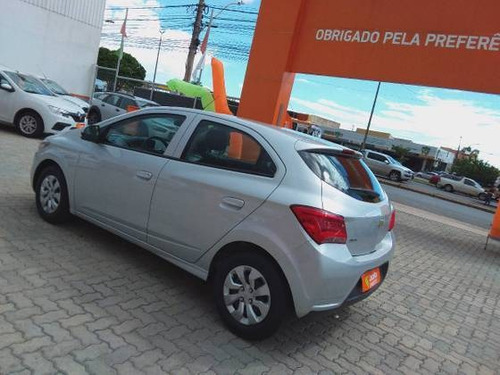Chevrolet Onix 1.0 Mpfi Lt 8v Flex 4p Manual
