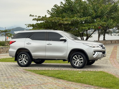 Toyota Hilux SW4 2.8 16v