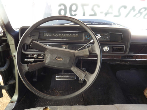 Ford Landau 1982 (galaxie)
