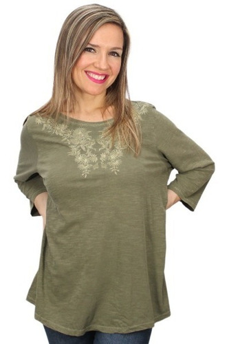 Imagen 3 de 6 de Blusa Flores Bordadas Talle Grande Algodon Importada