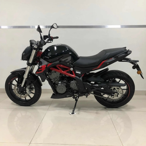 Imagen 15 de 16 de Benelli 302 S Naked Street Usada 2023 No Z 400 Créditos Dni