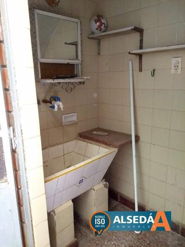 Casa Pasillo Dos Dormitorios Con Terraza Exclusiva - Biedma Y Balcarce - Rosario Sur