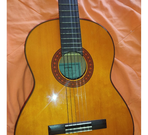 Guitarra Yamaha Modelo C70