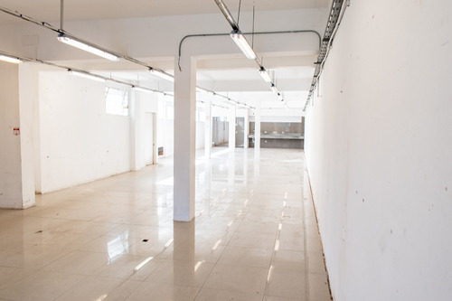 Imagen 4 de 23 de Alquiler De Local Comercial Con Casa En Punta Gorda
