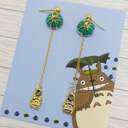Imagen 2 de 3 de Pack Ghibli Totoro Anime (pulsera + Aretes)