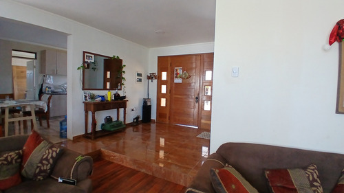 ¡exclusiva Casa En Venta En Calera De Tango, El Parrón.