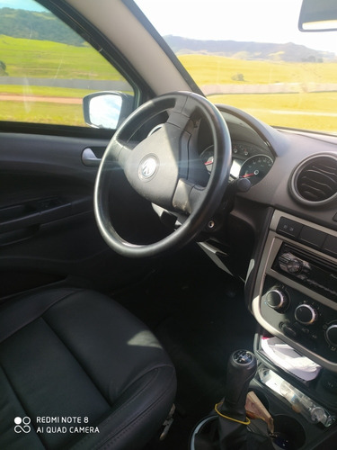Volkswagen Saveiro 2013 1.6 Cab. Estendida Total Flex 2p