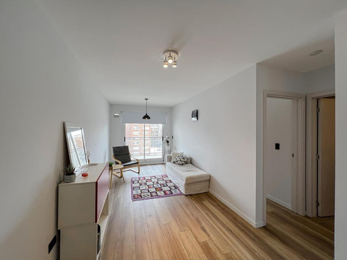 Imagen 4 de 20 de Departamento De 1 Dormitorio Con Gran Balcón En Lourdes