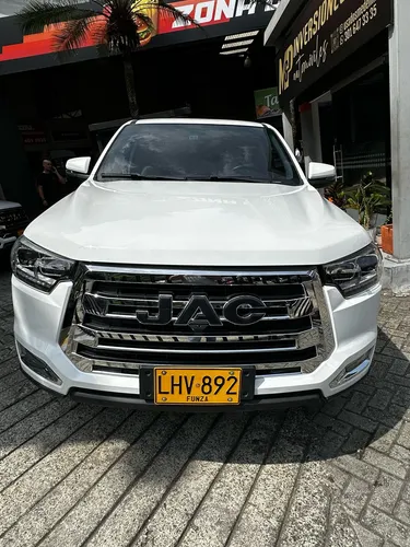 Jac T8