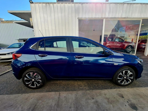 Imagen 13 de 24 de Nuevo Chevrolet Onix Premier 2023 Automatico 1.0t 0km Smart6