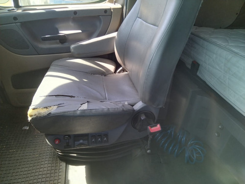 Imagen 7 de 21 de Tracto Camion Freightliner Cascadia 2013, Oportunidad