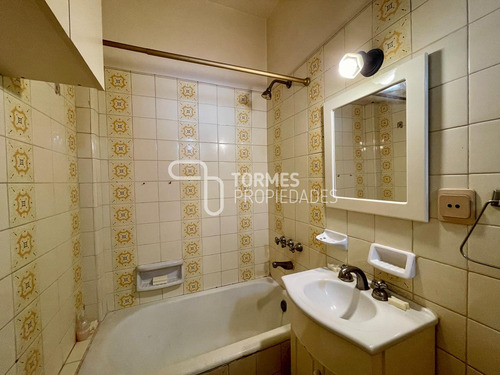 Imagen 20 de 30 de Tour Virtual Departamento En Venta 2 Ambientes Contrafrente - Centro Mar Del Plata