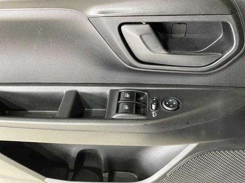 Imagem 14 de 15 de Fiat Strada 1.4 Freedom Cs Mec 2021