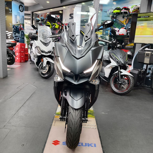 Moto Kymco 400 Xciting Vs
