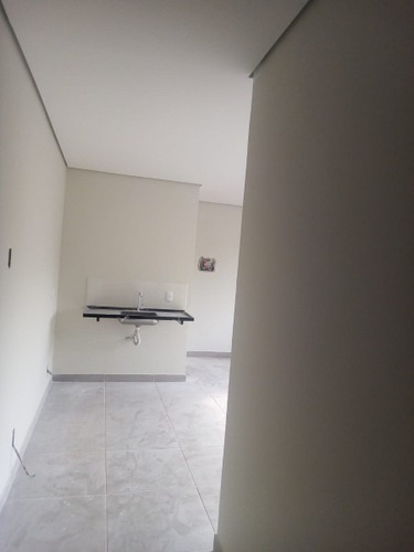 Imagem 2 de 10 de Sala Comercial De 20m2, Proximo A Todo Tipo De Comercio, Bairro Paulo Vi - 95634