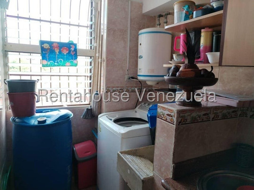 Juan Carlos González. Renta House Carabobo Vende Apto. Res. Los Pinos Urb. El Naranjal Naguanagua Mls #25-12152 Rah/jcg.