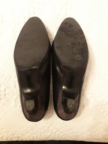 Zapatos Negros. Marca Raffi Lu. N°36