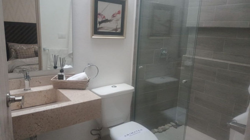Casa En Venta En Sonterra, 2 Recamaras, 2.5 Baños, Alberca, Equipada, De Lujo!