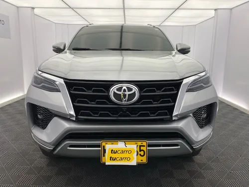 Toyota Fortuner 2.7 SRV
