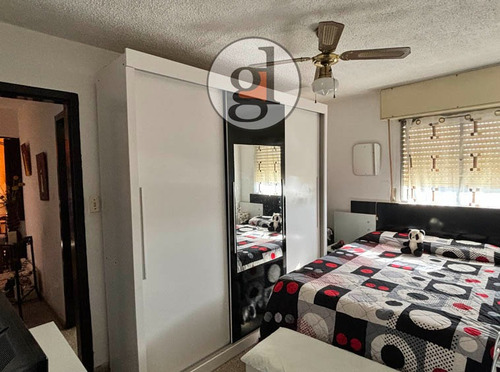 Apartamento En Venta, 2 Dormitorios, Con Jardín En Área Común, San José De Mayo