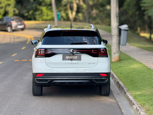 Volkswagen T-Cross 1.4 250 TSI TOTAL FLEX HIGHLINE AUTOMÁTICO