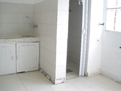 Imagen 7 de 9 de Venta De Casa Al Frente Y 4 Apartamentos Villa Española