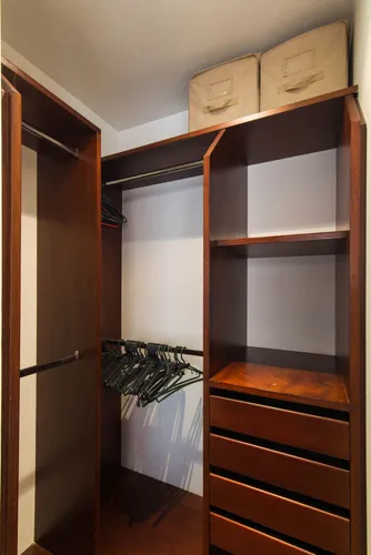 Apartamento En Arriendo En Chicó Navarra. Cod A19935