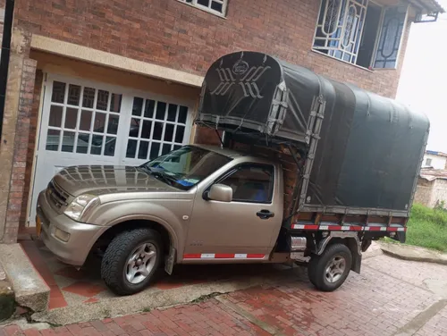 Dmax 2.5 Diesel 4x2 Estacas