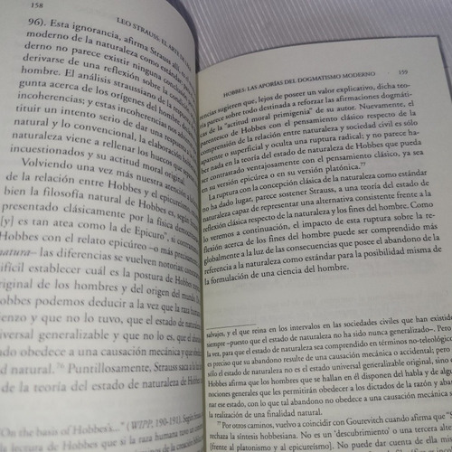 Imagen 8 de 8 de Leo Strauss El Arte De Leer Claudia Hilb Fce