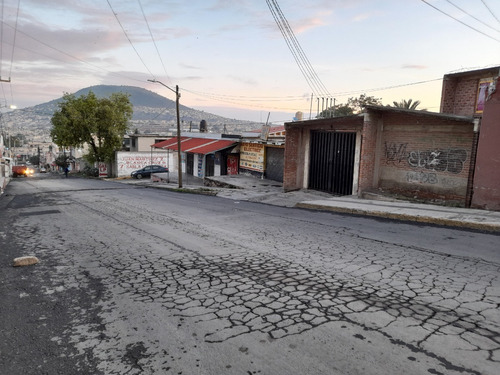 Excelente Propiedad En Esquina Para Negocio