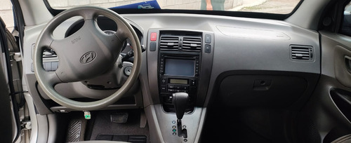 Hyundai Tucson 2.0 MPFI GLS 16V 143CV 2WD FLEX 4P AUTOMÁTICO