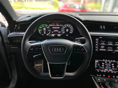 Audi Q8 Sportback E-Tron 0.0 55 E-Tron S-Line Quattro